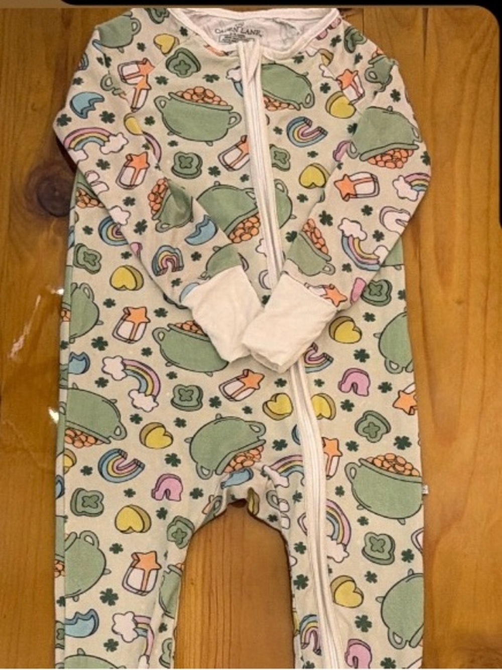 Caden Lane Green Shamrock Print One-Piece Footed Pajamas - 12-18M